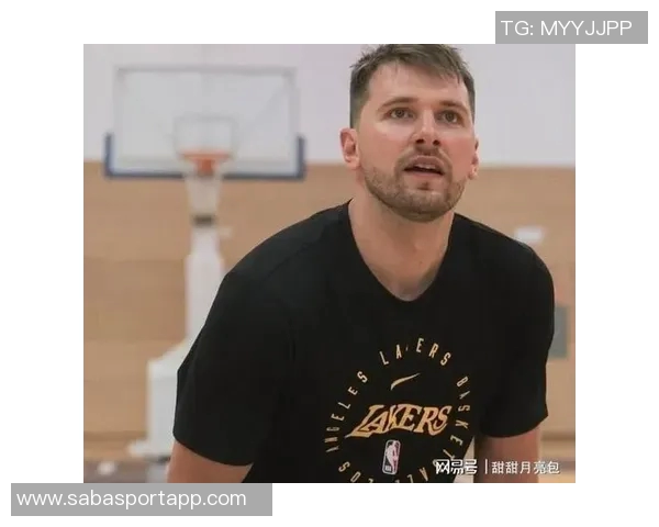 湖人训练营新名单东契奇体重变化引关注从230磅到最高270磅 湖人训练营新名单东契奇体重变化引关注从230磅到最高270磅