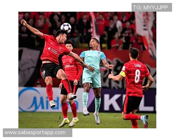 中超联赛进入白热化阶段剩余两轮正倒数球队仅差一分竞争激烈 中超联赛进入白热化阶段剩余两轮正倒数球队仅差一分竞争激烈